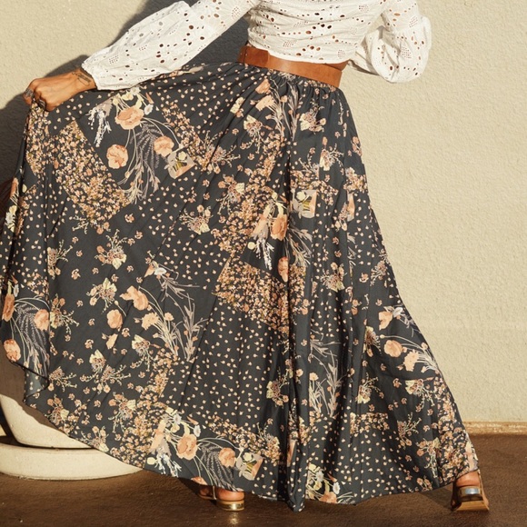 Bohemian Floral Country Festival Maxi Skirt - Picture 2 of 7